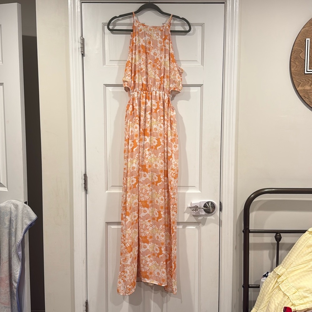 Talulah Floral Orange and White Maxi Dress size Large